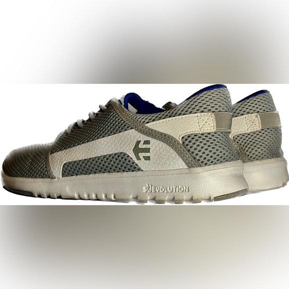 Etnies Scout - Men’s 10 - Light Gray in Good Condition - Picture 2 of 5